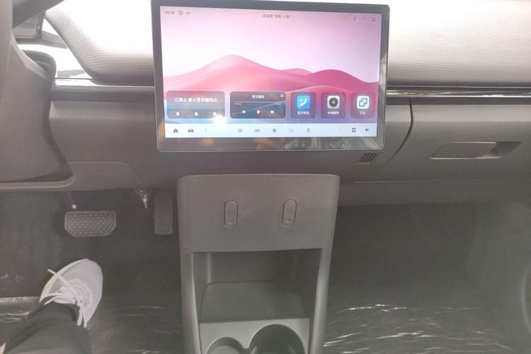 Used Chery QQ Little Ant 2024 Revised Edition Youth Version 321 km Beloved Pro Version 29.23 kWh Audio And AC Panel