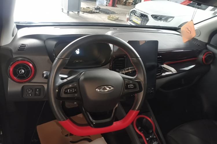 Used Chery QQ Little Ant 2024 251km True Love Edition Center Console