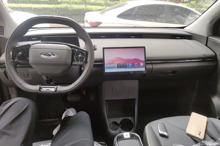 Used Chery QQ Little Ant 2024 Revised Edition Youth Version 321 km Beloved Pro Version 29.23 kWh Center Console