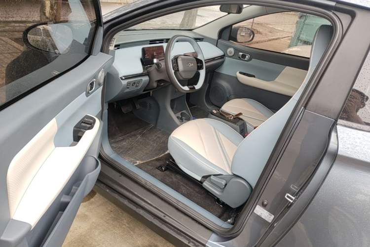 Used Chery QQ Little Ant 2024 Refreshed Version Youth Edition 321 km Beloved Edition 29.23 kWh Driver Seat