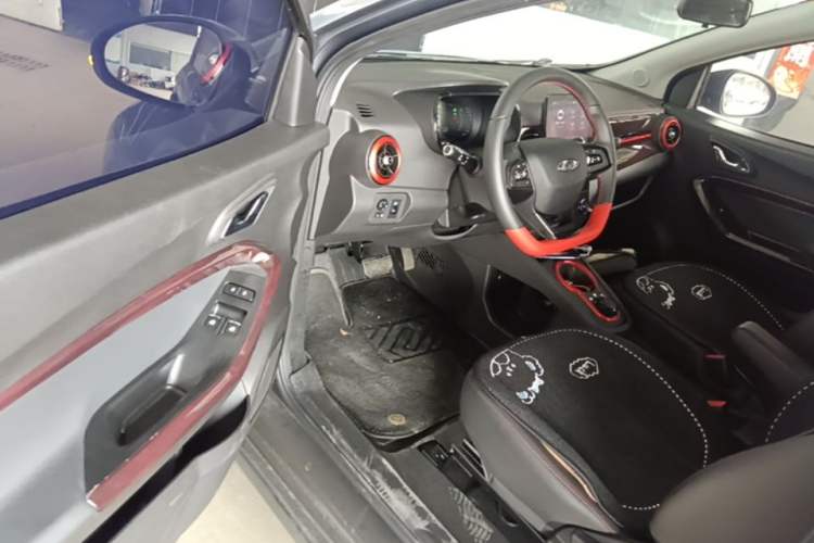 Used Chery QQ Little Ant 2024 Revised Version Youth Edition 251 km True Love Edition 25.05 kWh Driver Seat