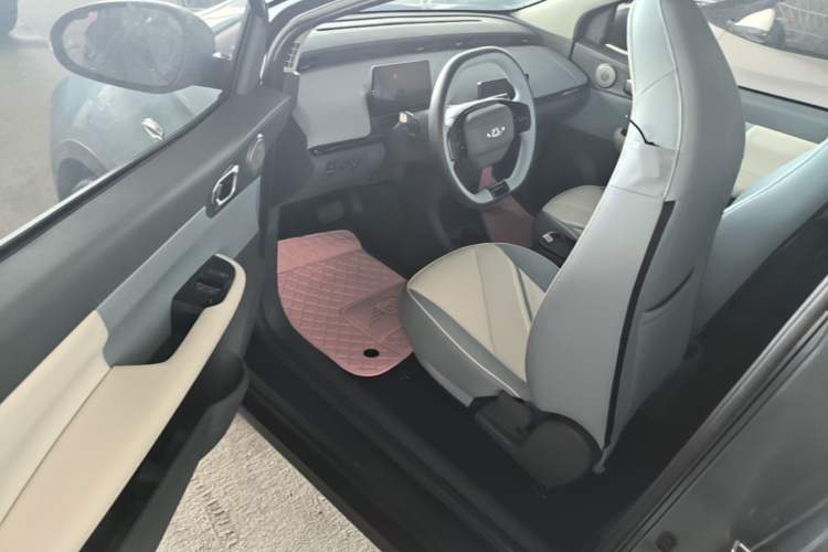 Used Chery QQ Little Ant 2024 Facelifted 321km Beloved Edition Driver Seat