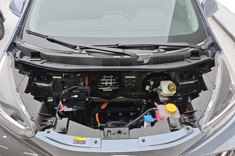 Used Chery QQ Little Ant 2024 Revised Version Youth Edition 251 km True Love Edition 25.05 kWh Engine Bay