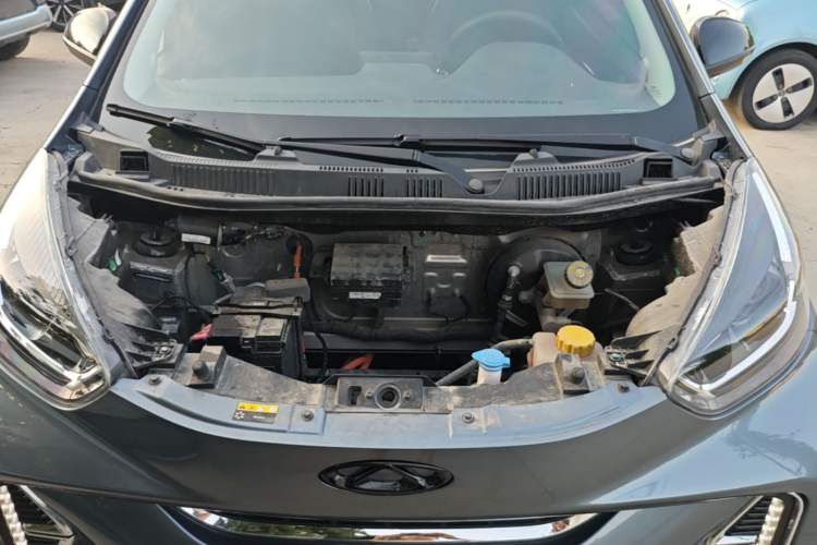 Used Chery QQ Little Ant 2024 Revised Version Youth Edition 251 km True Love Edition 25.05 kWh Engine Bay