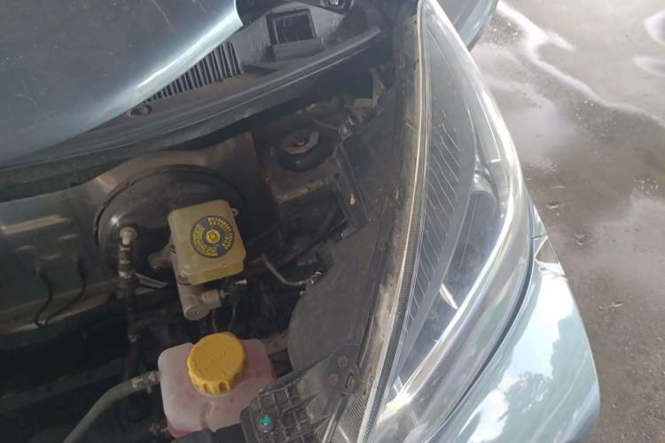 Used Chery QQ Little Ant 2024 251km True Love Edition Engine Bay Left