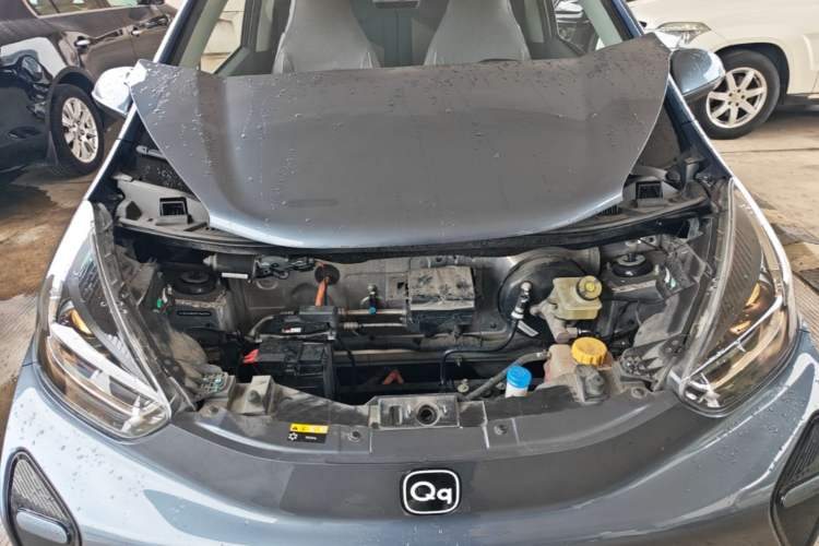 Used Chery QQ Little Ant 2024 321km Love Edition Engine Bay