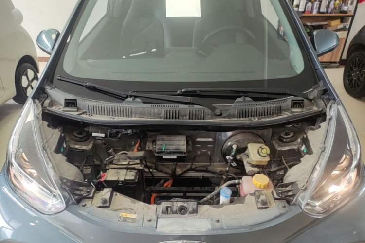 Used Chery QQ Little Ant 2024 Revised Version Youth Edition 251 km True Love Edition 25.05 kWh Engine Bay
