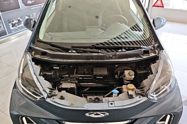 Used Chery QQ Little Ant 2024 Revised Edition Youth Version 251 km True Love Edition 23.99 kWh Engine Bay