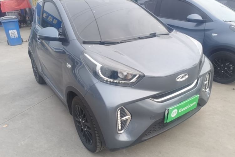 Used Chery QQ Little Ant 2024 Revised Version Youth Edition 251 km True Love Edition 25.05 kWh Front Right 45 Deg