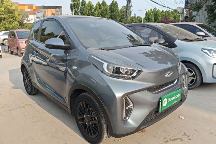 Used Chery QQ Little Ant 2024 Edition Youth Version 251km True Love Edition 25.05 kWh Front Right 45 Deg