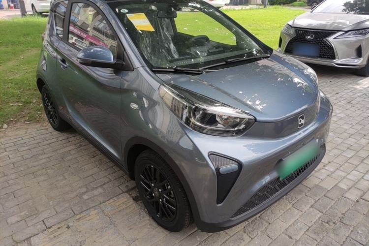 Used Chery QQ Little Ant 2024 Revised Edition Youth Version 321 km Beloved Pro Version 29.23 kWh Front Right 45 Deg