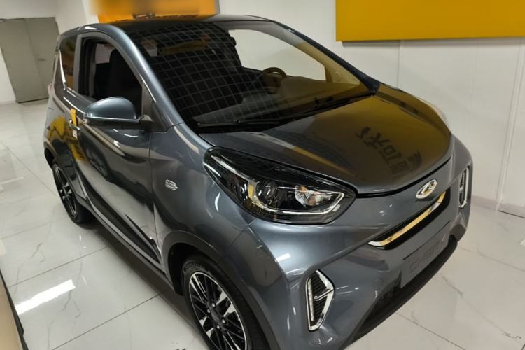 Used Chery QQ Little Ant 2024 251km True Love Edition Front Right 45 Deg