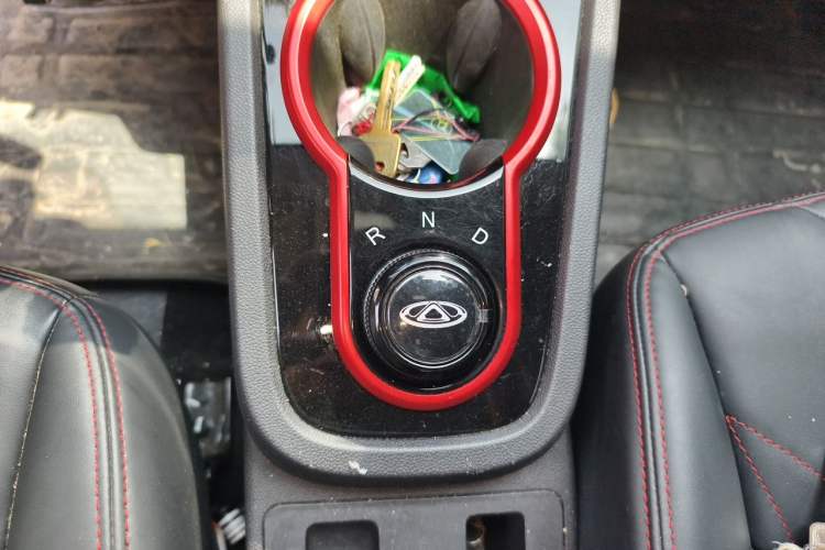 Used Chery QQ Little Ant 2024 Revised Version Youth Edition 251 km True Love Edition 25.05 kWh Gear Lever