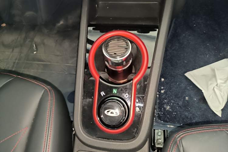 Used Chery QQ Little Ant 2024 251km True Love Edition Gear Lever