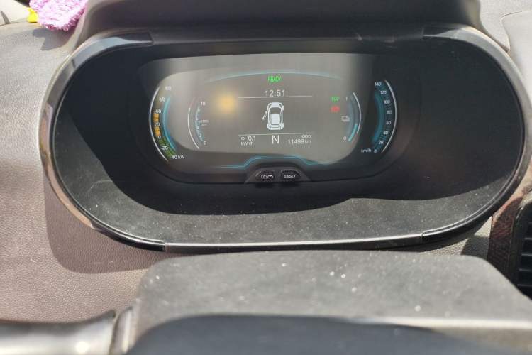 Used Chery QQ Little Ant 2024 Revised Version Youth Edition 251 km True Love Edition 25.05 kWh Instrument Cluster