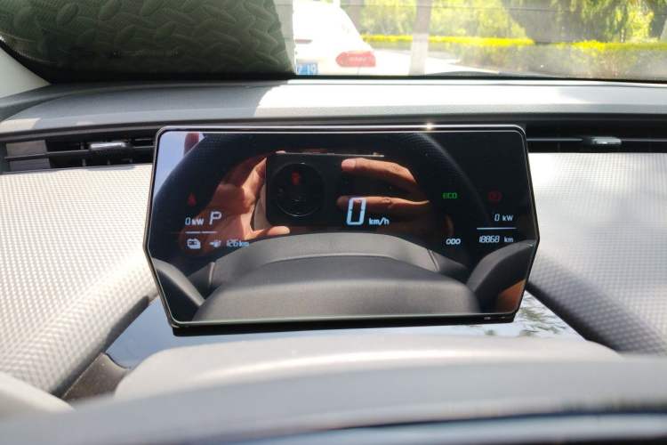 Used Chery QQ Little Ant 2024 Revised Edition Youth Version 321 km Cool Love Edition 29.23 kWh Instrument Cluster