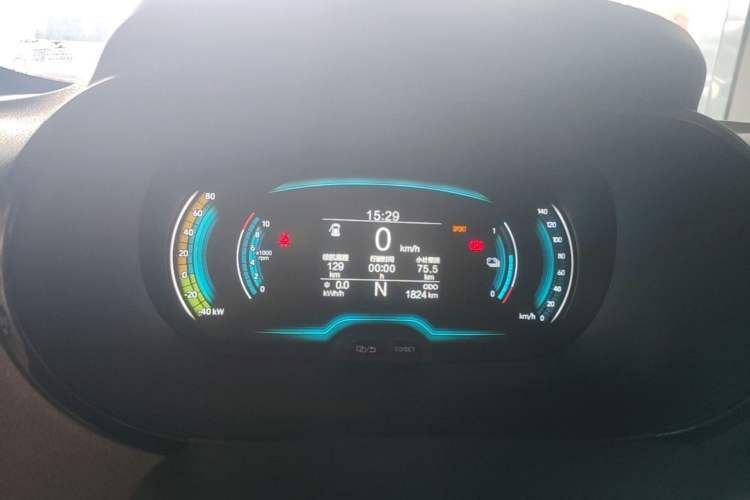 Used Chery QQ Little Ant 2024 Revised Version Youth Edition 251 km True Love Edition 25.05 kWh Instrument Cluster