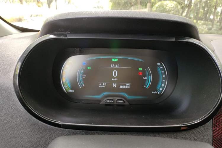 Used Chery QQ Little Ant 2024 Edition Youth Version 251km True Love Edition 25.05 kWh Instrument Cluster