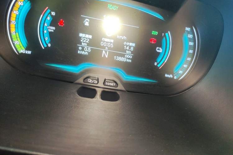 Used Chery QQ Little Ant 2024 Revised Version Youth Edition 251 km True Love Edition 25.05 kWh Instrument Cluster