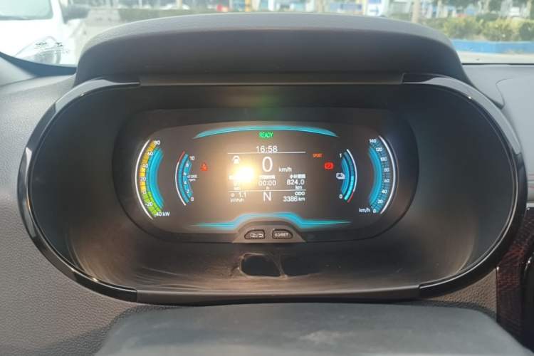 Used Chery QQ Little Ant 2024 Revised Version Youth Edition 251 km True Love Edition 25.05 kWh Instrument Cluster