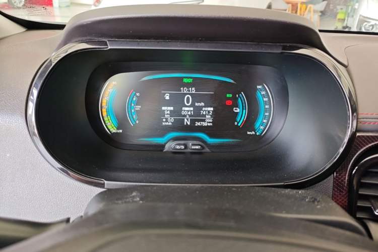 Used Chery QQ Little Ant 2024 Revised Edition Youth Version 251 km True Love Edition 23.99 kWh Instrument Cluster