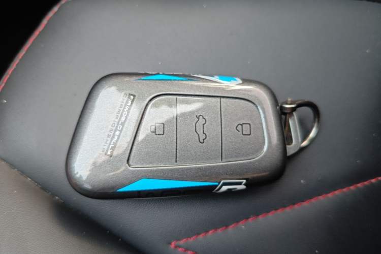 Used Chery QQ Little Ant 2024 Revised Version Youth Edition 251 km True Love Edition 25.05 kWh Interior 1