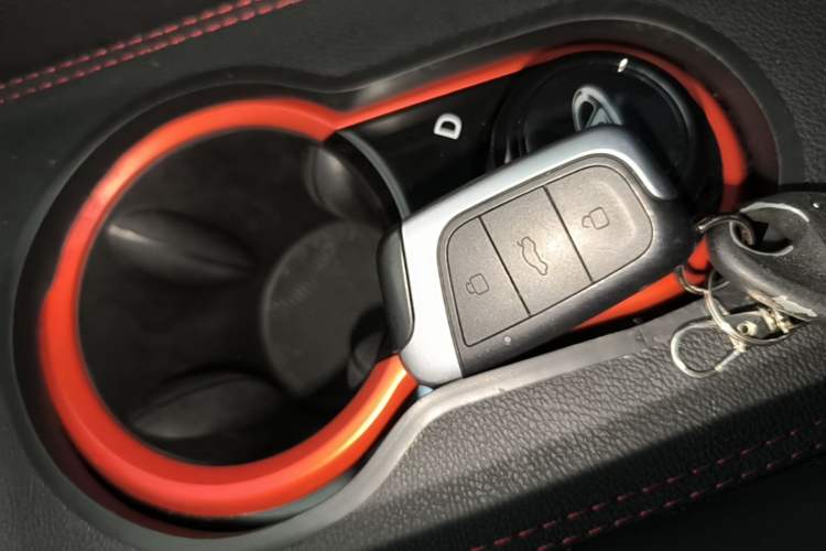Used Chery QQ Little Ant 2024 Edition Youth Version 251km True Love Edition 25.05 kWh Interior 1