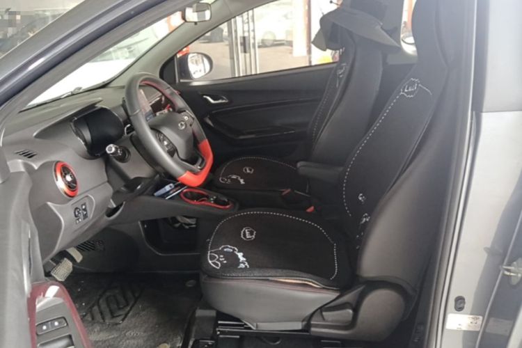 Used Chery QQ Little Ant 2024 Revised Version Youth Edition 251 km True Love Edition 25.05 kWh Left Front Seat
