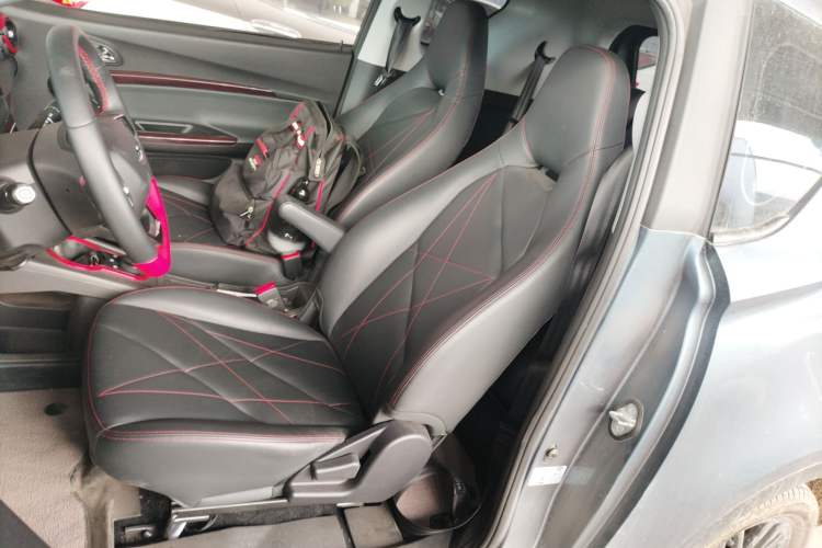 Used Chery QQ Little Ant 2024 Revised Version Youth Edition 251 km True Love Edition 25.05 kWh Left Front Seat
