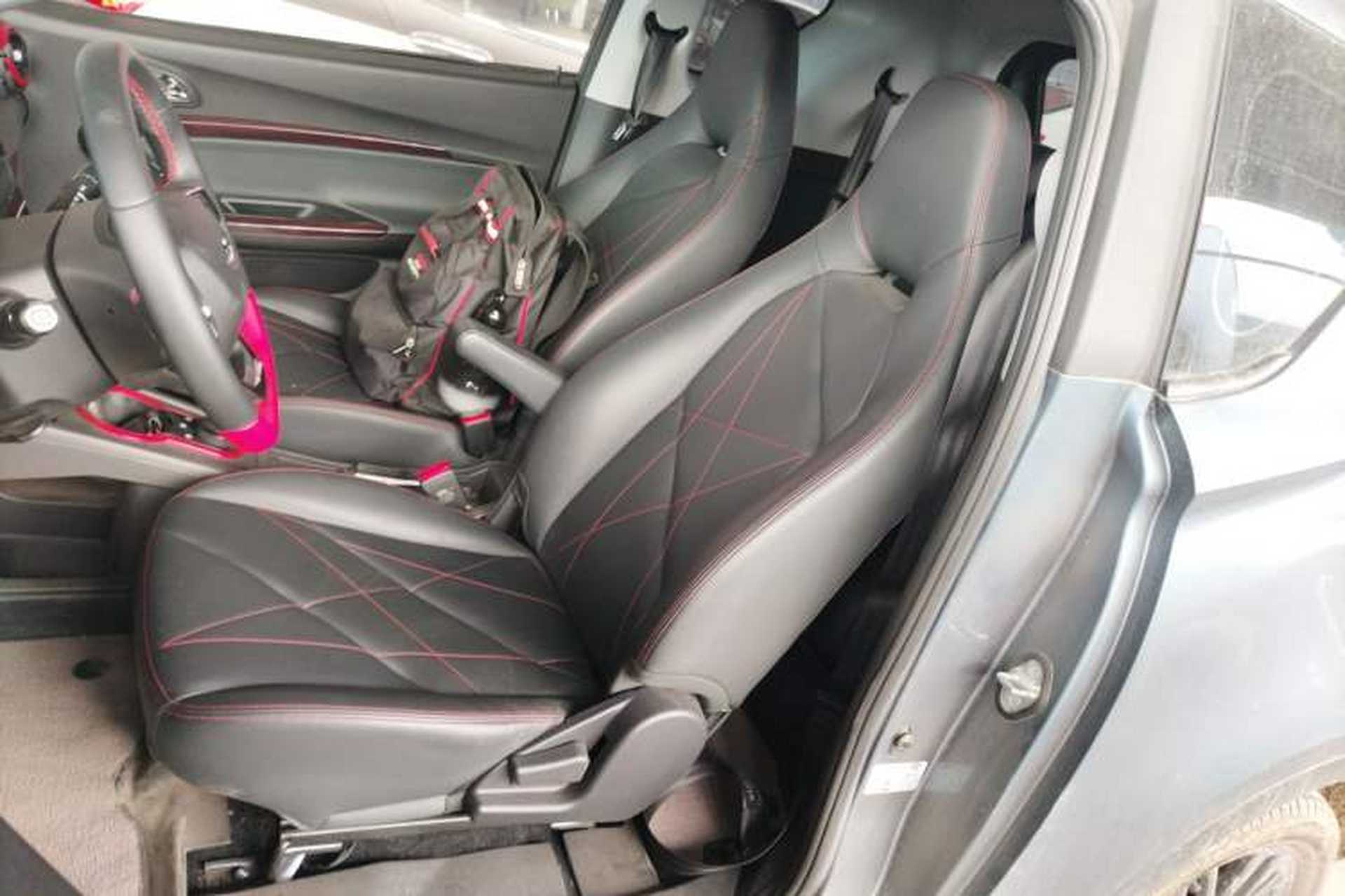 Used Chery QQ Little Ant 2024 Revised Version Youth Edition 251 km True Love Edition 25.05 kWh Left Front Seat