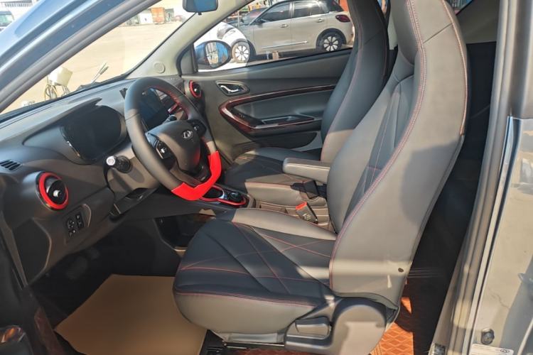 Used Chery QQ Little Ant 2024 Revised Version Youth Edition 251 km True Love Edition 25.05 kWh Left Front Seat