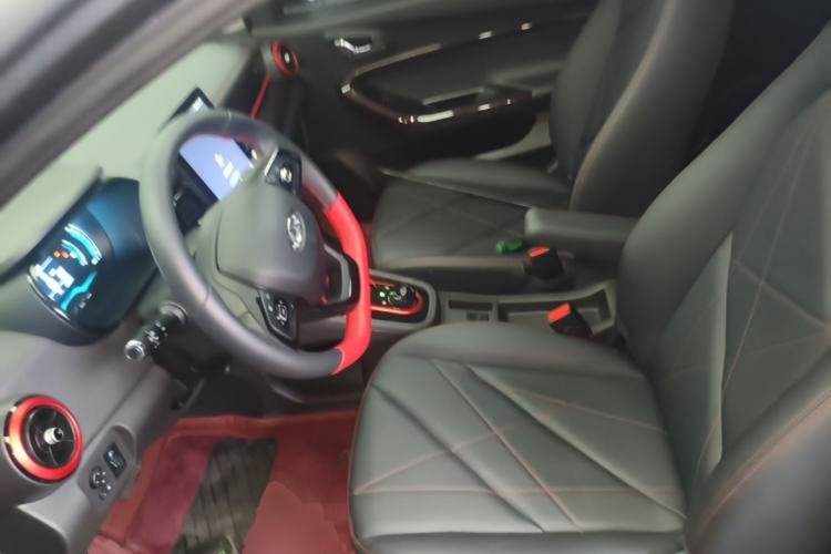 Used Chery QQ Little Ant 2024 Revised Version Youth Edition 251 km True Love Edition 25.05 kWh Left Front Seat