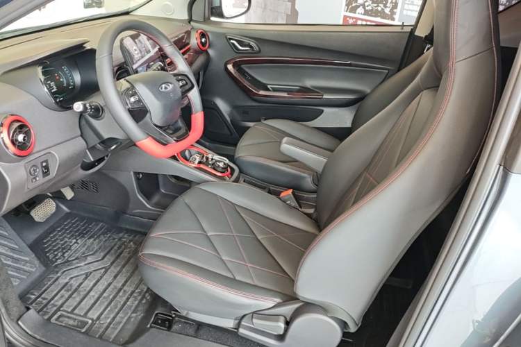 Used Chery QQ Little Ant 2024 Revised Edition Youth Version 251 km True Love Edition 23.99 kWh Left Front Seat