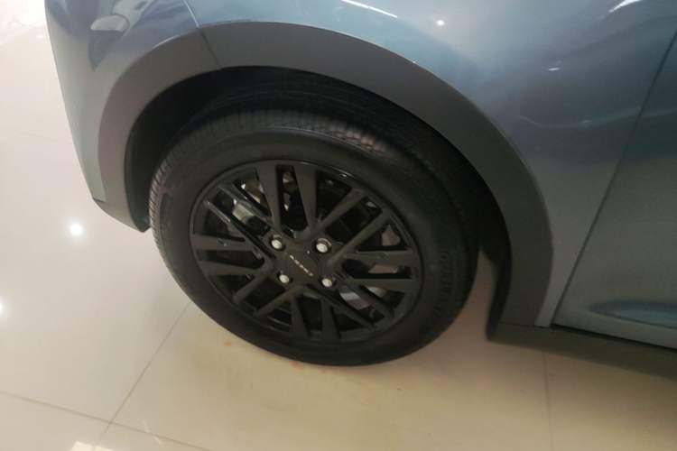 Used Chery QQ Little Ant 2024 Revised Version Youth Edition 251 km True Love Edition 25.05 kWh Left Front Wheel Hub