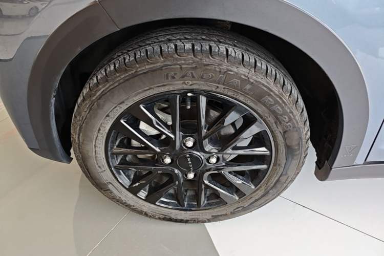 Used Chery QQ Little Ant 2024 Revised Edition Youth Version 251 km True Love Edition 23.99 kWh Left Front Wheel Hub