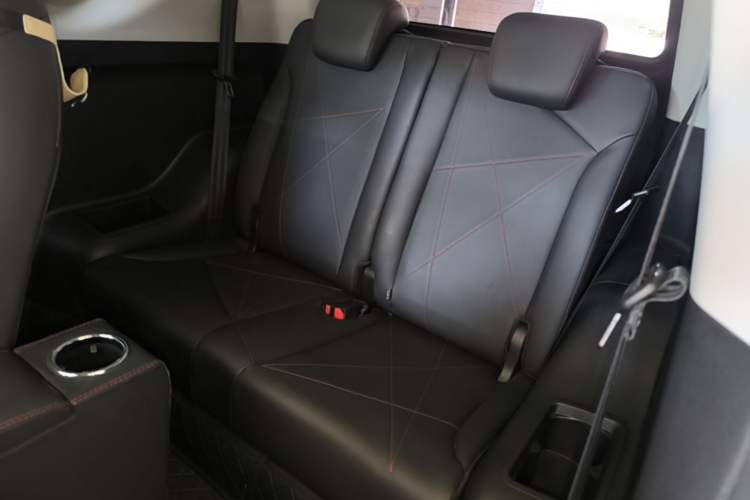 Used Chery QQ Little Ant 2024 Edition Youth Version 251km True Love Edition 25.05 kWh Left Rear Seat