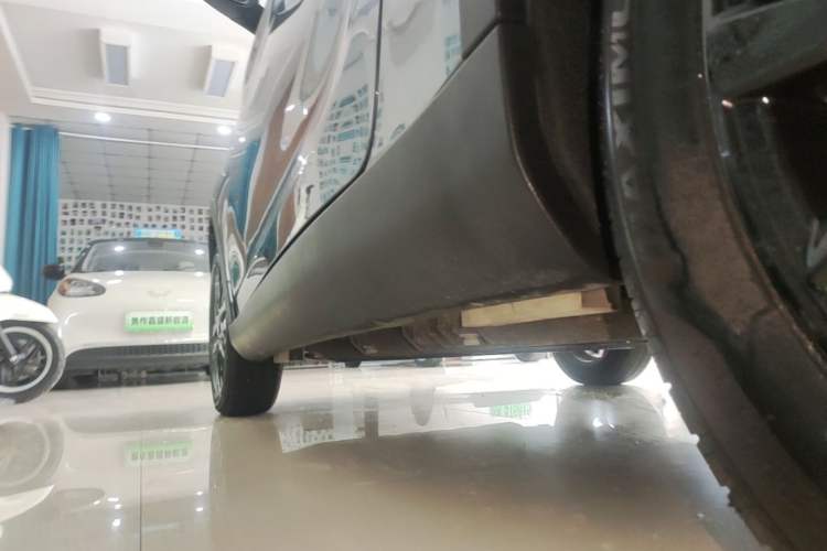 Used Chery QQ Little Ant 2024 Revised Version Youth Edition 251 km True Love Edition 25.05 kWh Left Side Sill