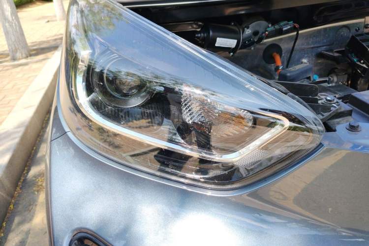 Used Chery QQ Little Ant 2024 Revised Edition Youth Version 321 km Cool Love Edition 29.23 kWh Right Front Headlight
