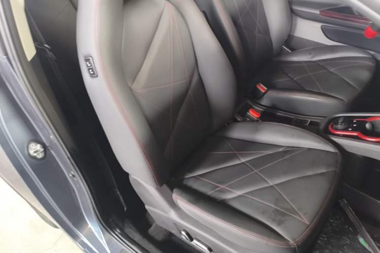 Used Chery QQ Little Ant 2024 251km True Love Edition Right Front Seat