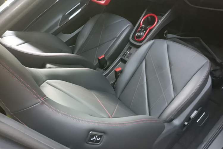 Used Chery QQ Little Ant 2024 Revised Version Youth Edition 251 km True Love Edition 25.05 kWh Right Front Seat