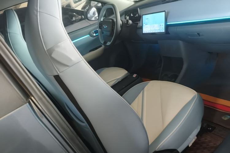 Used Chery QQ Little Ant 2024 Edition Youth Version 321 km Beloved Version 29.23 kWh Right Front Seat