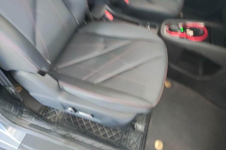 Used Chery QQ Little Ant 2024 Revised Version Youth Edition 251 km True Love Edition 25.05 kWh Right Front Seat