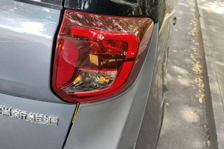 Used Chery QQ Little Ant 2024 Edition Youth Version 251km True Love Edition 25.05 kWh Right Rear Taillight