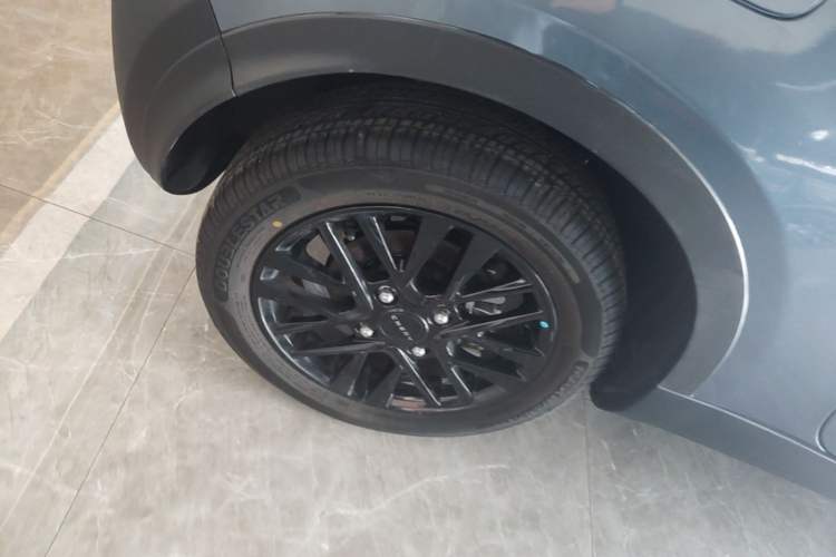 Used Chery QQ Little Ant 2024 Revised Version Youth Edition 251 km True Love Edition 25.05 kWh Right Rear Wheel Hub