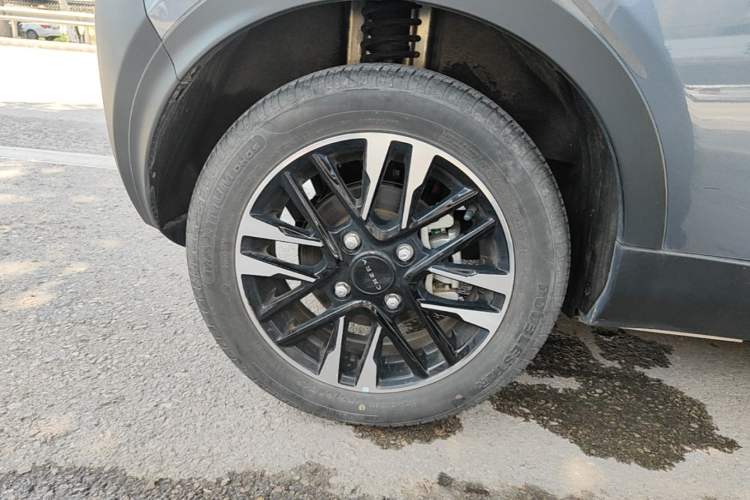Used Chery QQ Little Ant 2024 251km True Love Edition Right Rear Wheel Hub