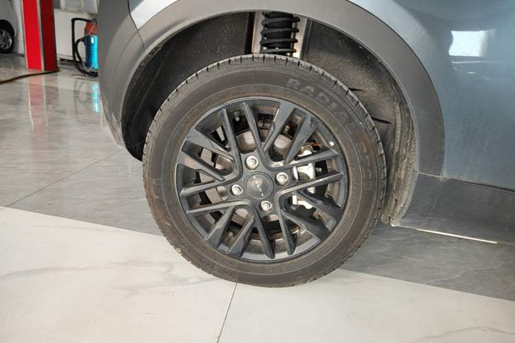 Used Chery QQ Little Ant 2024 Revised Version Youth Edition 251 km True Love Edition 25.05 kWh Right Rear Wheel Hub