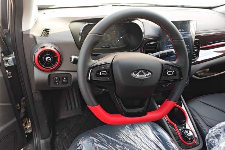 Used Chery QQ Little Ant 2024 Revised Version Youth Edition 251 km True Love Edition 25.05 kWh Steering Wheel