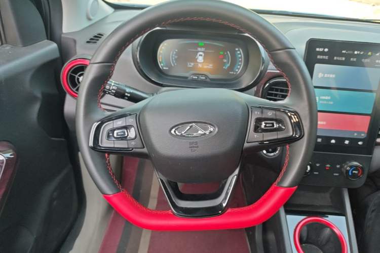 Used Chery QQ Little Ant 2024 251km True Love Edition Steering Wheel