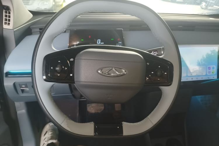 Used Chery QQ Little Ant 2024 Edition Youth Version 321 km Beloved Version 29.23 kWh Steering Wheel