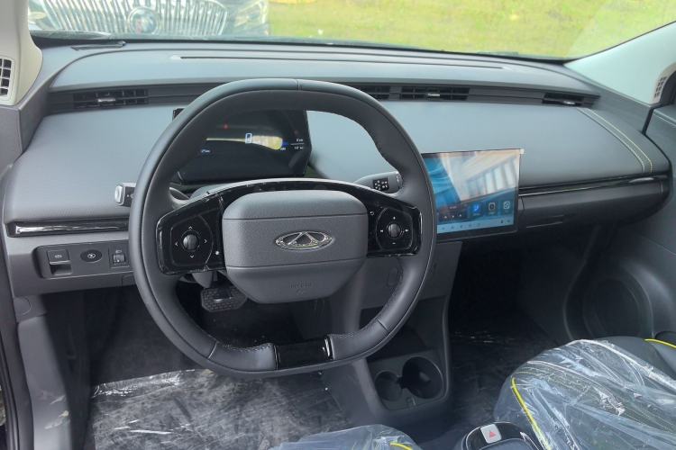 Used Chery QQ Little Ant 2024 Revised Edition Youth Version 321 km Beloved Pro Version 29.23 kWh Steering Wheel